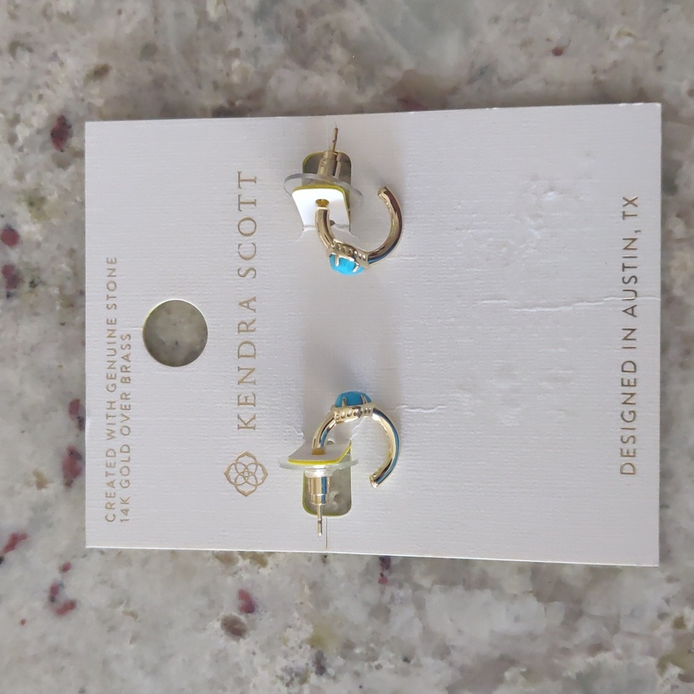 Kendra Scott Jensen 14K Gold Huggie Turquoise Magnesite Hoop Earrings - Picture 2 of 4